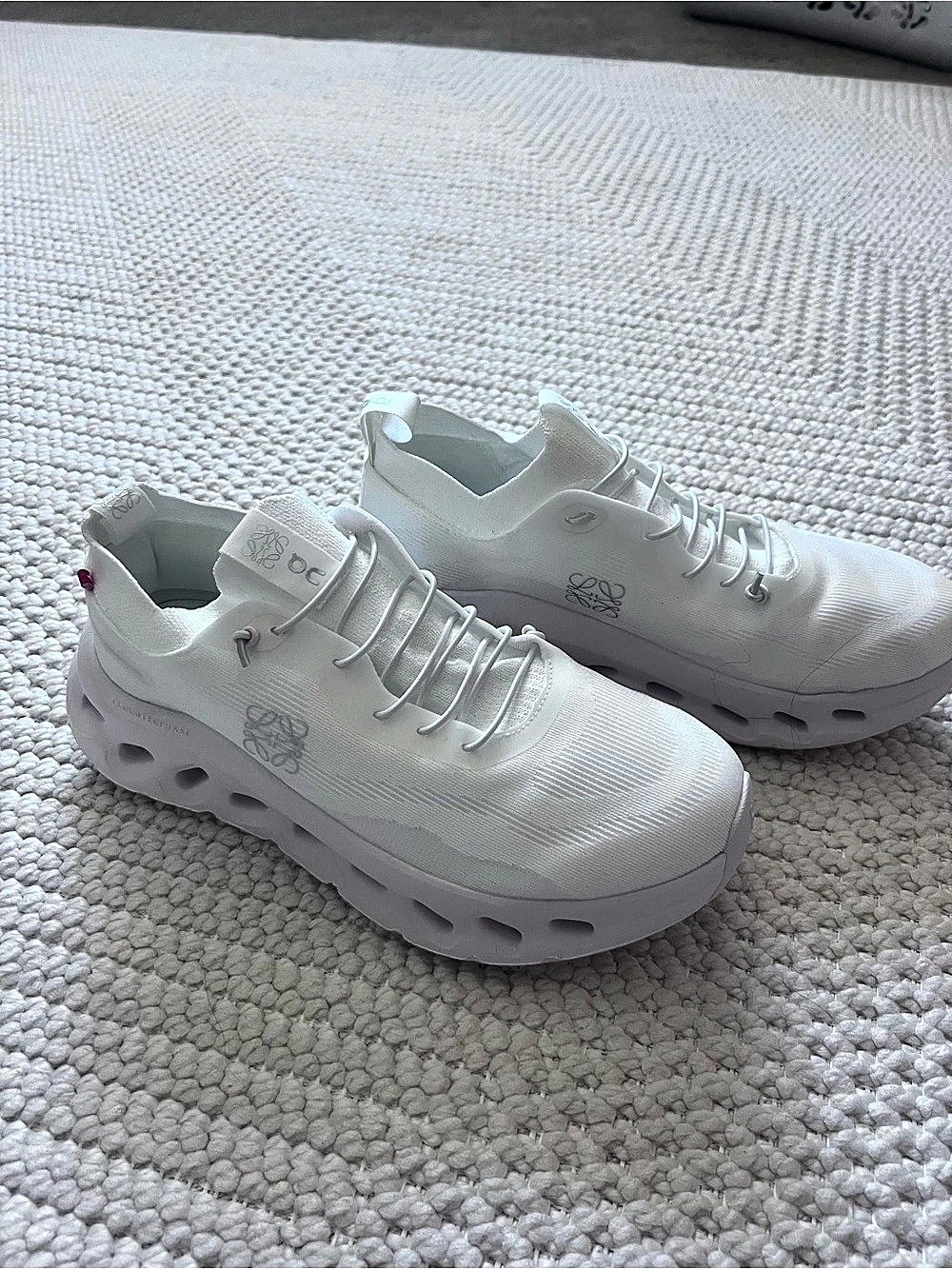 LOEWE x On Cloudmonster Women's White Sneakers US 7 brand new